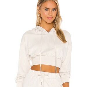 Superdown Angelia Cropped Sweatshirt in Beige S